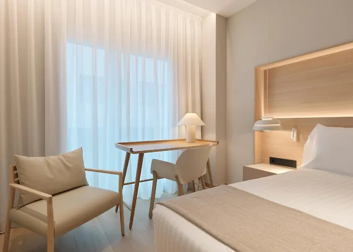 Zenit Coruna آكورونيا