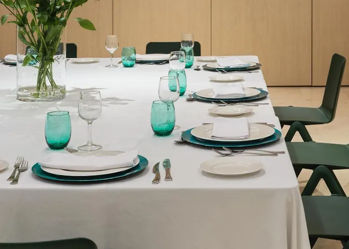 فندق Zenit Coruna 4*