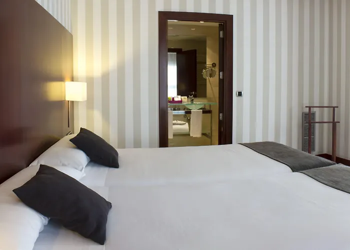 فندق Zenit Coruna