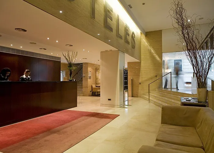 فندق Zenit Coruna 4*