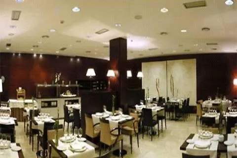 Zenit Coruna فندق