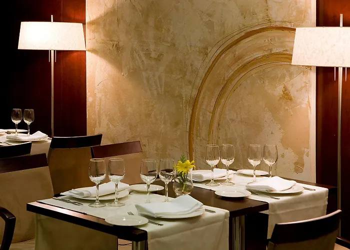 فندق Zenit Coruna 4*